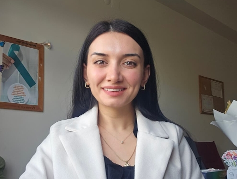 Hemşire Ayşe YILDIRIM
